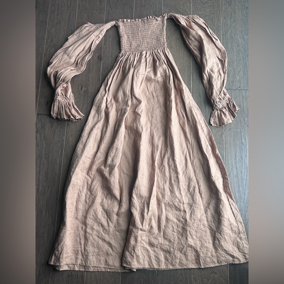 Petal and Pup Domenica Dress Size 6 Small Off Shoulder. Linen - Picture 5 of 8